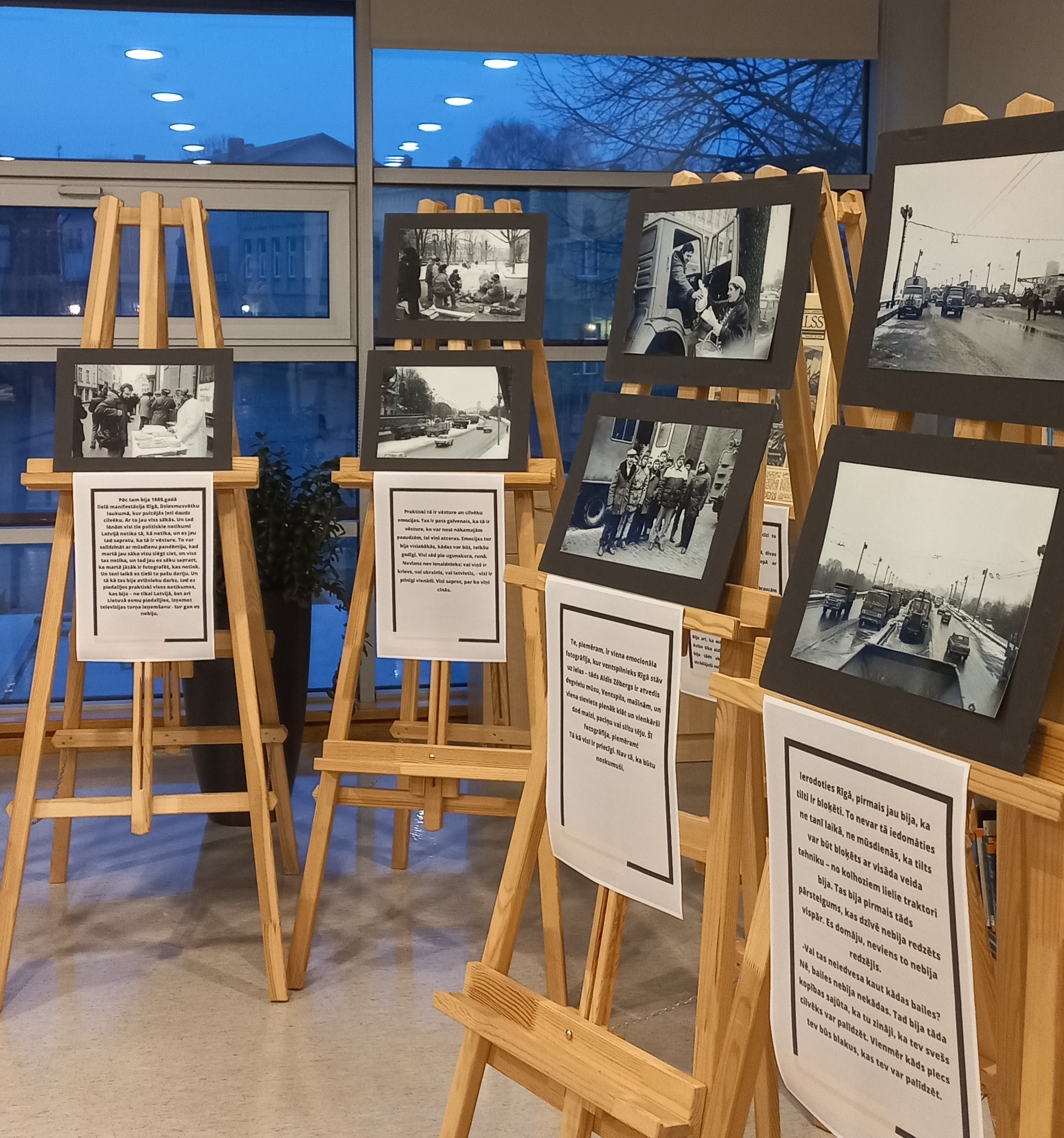 Jura Presņikova fotoizstāde ''Barikāžu stāsts– 1991.gada janvāris''