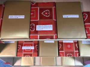 Aklais randiņš ar grāmatu