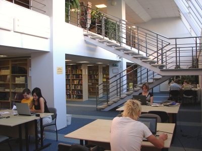 Ventspils_Augstskolas_biblioteka